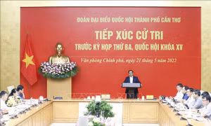 Thủ tướng Phạm Minh Chính tiếp xúc cử tri thành phố Cần Thơ