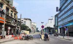 Từ ngày 28/10, phân luồng thi công ga ngầm S12 trên đường Trần Hưng Đạo