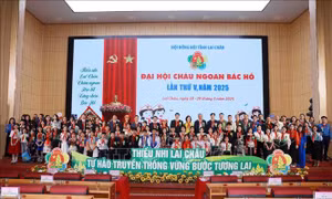 Xứng đáng những bông hoa thắm trong vườn hoa nghìn việc tốt