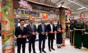 Ngoại giao kinh tế - nhiệm vụ trọng tâm trong hoạt động đối ngoại của Đại sứ quán Việt Nam tại Pháp