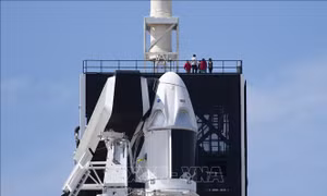 NASA cấp giấy chứng nhận an toàn cho tàu vũ trụ của SpaceX