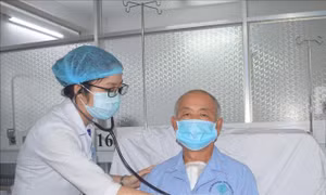 Cứu sống bệnh nhân hẹp 3 nhánh mạch vành có nhóm máu hiếm 