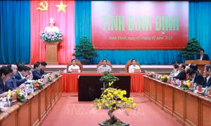 Thủ tướng Phạm Minh Chính làm việc với Ban Thường vụ Tỉnh ủy Bình Định