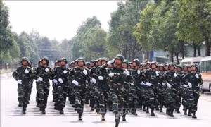 Quân đội Lào và Campuchia tập luyện tại Bình Dương, chuẩn bị cho lễ diễu binh