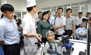 Bộ trưởng Bộ Y tế Nguyễn Thị Kim Tiến: Gỡ 'nút thắt' để đẩy mạnh y tế cơ sở