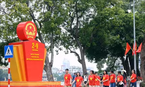 Khát vọng xưa thôi thúc khát vọng nay!