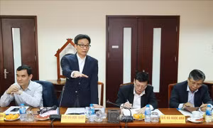 Phó Thủ tướng Vũ Đức Đam: Tiếp tục đẩy mạnh thực hiện quy chế dân chủ ở công đoàn cơ sở