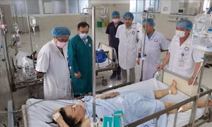 Thăm hỏi gia đình các nạn nhân vụ TNGT đặc biệt nghiêm trọng tại Quảng Bình
