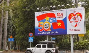 Người đầu tiên báo tin giải phóng miền Nam cho Đại sứ quán Việt Nam tại Lào