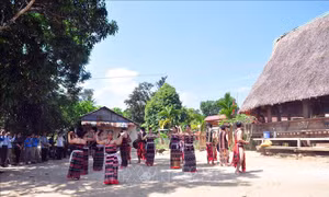 Dưới mái nhà chung - Bài 3: Đánh thức tiềm năng du lịch cộng đồng vùng sâu trong đất liền