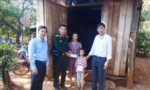 'Cầu nối' tin cậy của những mảnh đời bất hạnh