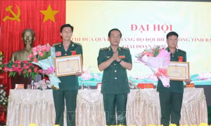 Tôn vinh, biểu dương điển hình trong phong trào thi đua quyết thắng