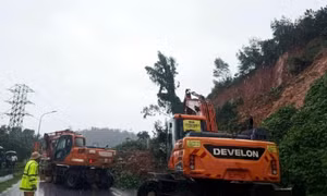 Đề phòng nguy cơ dông, lốc do ảnh hưởng hoàn lưu bão số 4