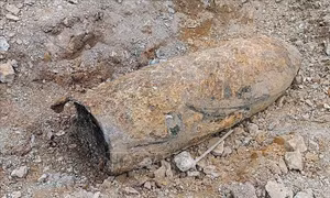 Hủy nổ quả bom nặng 340 kg còn nguyên kíp nổ