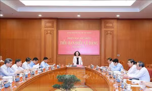 Tiểu ban Điều lệ Đảng Đại hội đại biểu toàn quốc lần thứ XIV tiến hành Phiên họp thứ nhất