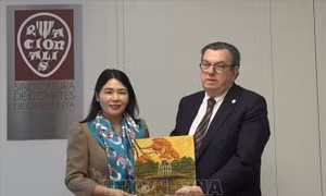 Thúc đẩy hợp tác giữa Việt Nam và vùng Catalonia của Tây Ban Nha