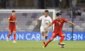 Asian Cup 2019: Chuyên gia nước ngoài dành lời 'có cánh' cho Quang Hải
