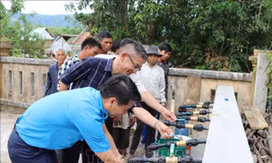 Nhiều giải pháp 'giải khát' cho người dân vùng hạn Phú Yên
