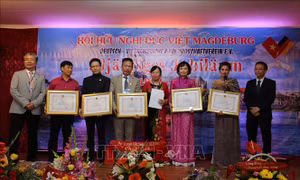 Hội Hữu nghị Đức - Việt ở Magdeburg tự hào về chặng đường 30 năm thành lập và phát triển