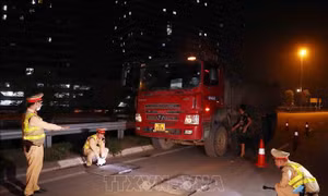 Hà Nội chấn chỉnh tình trạng xe quá khổ, quá tải