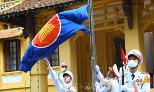 Hành trình 57 năm ASEAN: Khát vọng tự lực, tự cường về kinh tế