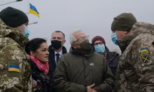 Ukraine chính thức đệ đơn xin gia nhập EU
