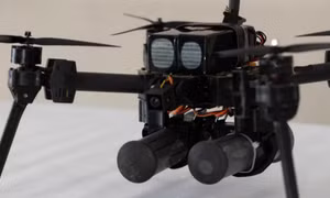 Ukraine triển khai UAV ném bom không người lái 'Black Widow' mới