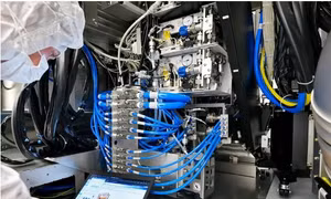 Hà Lan gặp khó trong cuộc chiến chip giữa Mỹ và Trung Quốc