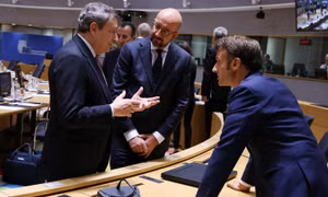 Cơn 'đau đầu' mới của EU