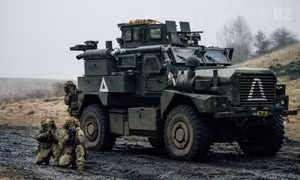 Truyền thông Ukraine tiết lộ Ba Lan bí mật sửa chữa và sản xuất vũ khí cho Kiev