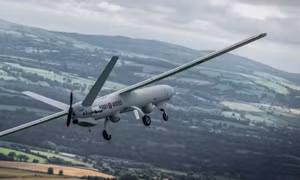 Lý do Anh loại bỏ chương trình tàu chiến, trực thăng quân sự và phi đội UAV quy mô lớn