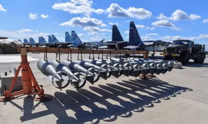 Bom lượn thô sơ của Nga vẫn vượt trội hơn hệ thống phòng không Ukraine