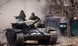 Xung đột Nga - Ukraine: Hai bên đối mặt với một thách thức 'giống nhau'