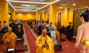 Hoan hỉ lễ Phật Đản tại Liên bang Nga