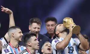 Vô địch World Cup 2022 làm dịu nỗi đau khủng hoảng kinh tế ở Argentina
