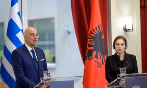 Lý do Hy Lạp bất bình với việc Thổ Nhĩ Kỳ bán máy bay không người lái Bayraktar cho Albania 