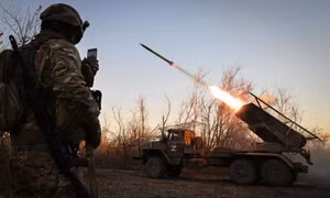 Nga khiến vũ khí chính xác cao của phương Tây 'vô dụng' ở Ukraine