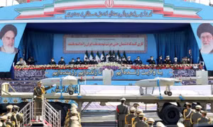 Iran lần đầu tiên giới thiệu máy bay không người lái chiến đấu Kaman-22