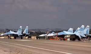 Nga triển khai trực thăng tấn công, máy bay chiến đấu tới căn cứ ở Syria
