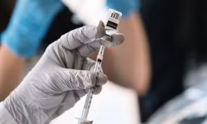 Israel bắt đầu tiêm liều 2 vaccine ngừa đậu mùa khỉ