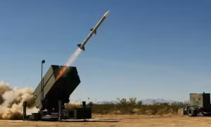 So sánh hệ thống phòng thủ Vòm sắt của Israel với NASAMS của Mỹ