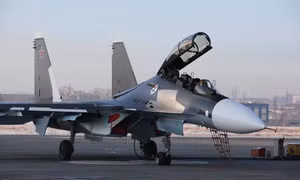 Quân đội Nga sẵn sàng đối đầu với F-16 khi trang bị tên lửa tầm xa R-37M cho Su-30SM2 
