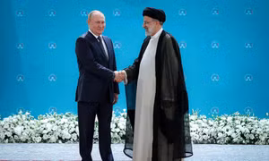 Nga và Iran bắt đầu sử dụng tiền tệ riêng để giao dịch thương mại