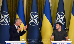 NATO lên tiếng về khả năng Ba Lan bắn hạ tên lửa Nga trên không phận Ukraine
