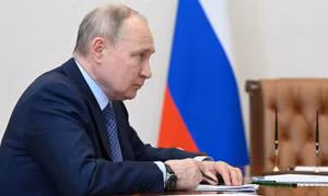 Tổng thống Putin tái cơ cấu lực lượng vũ trang Nga