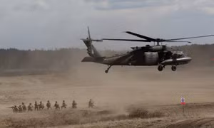 NATO dựng 'Bức màn sắt mới' ở châu Âu?
