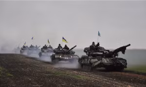 Ukraine từ chối đàm phán với Nga dù sự hỗ trợ từ phương Tây nguy cơ suy giảm
