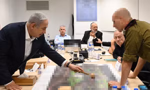 Giới lãnh đạo chính trị và quân sự Israel chia rẽ về chiến dịch trên bộ ở Gaza