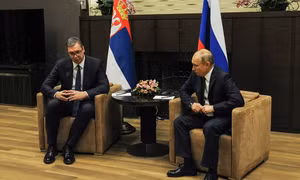 Serbia phản ứng với cáo buộc chuyển vũ khí cho Ukraine của tình báo Nga