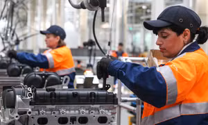 Chuyên gia dự đoán Nga thiếu hụt lao động trầm trọng